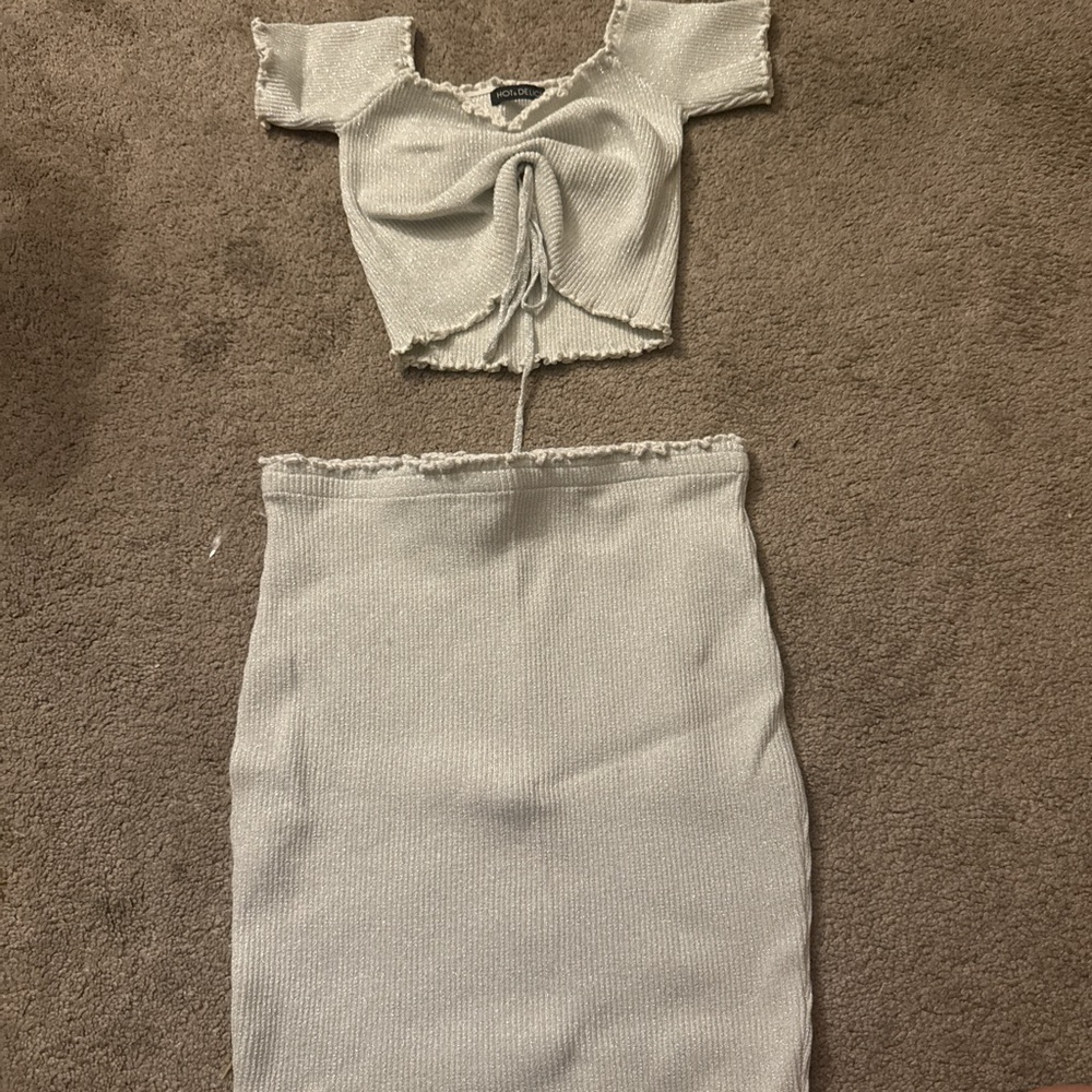 Elegant Gray Women's Skirt Set